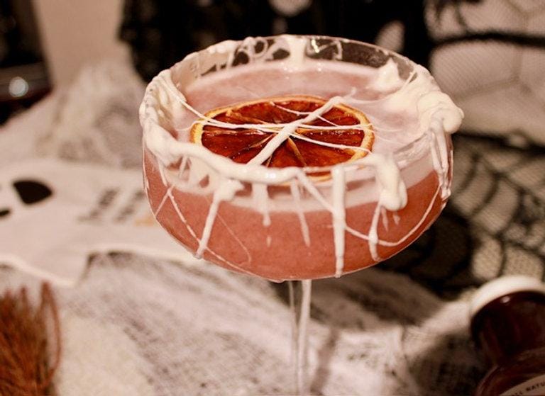 Tres cócteles con pisco para Halloween de Bou Barroeta